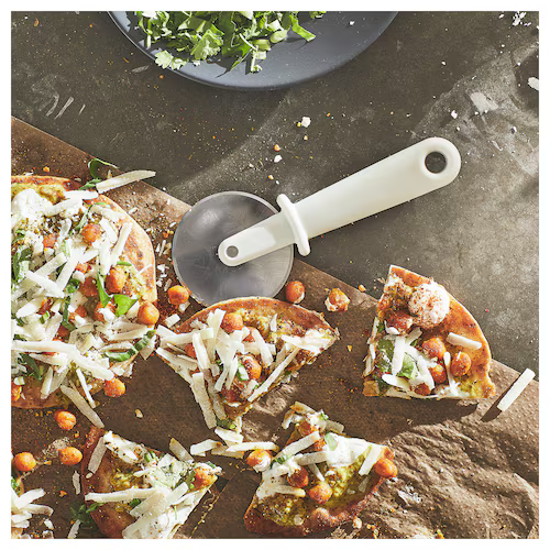 1754299635_uppfylld-pizza-cutter-off-white__1156908_pe887334_s5-1-1.png