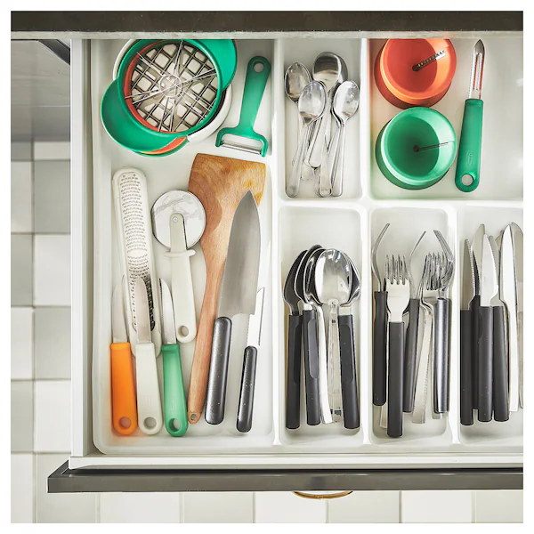 1754299715_uppfylld-pizza-cutter-off-white__1159599_pe888555_s5-1.png