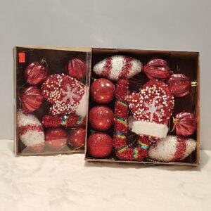 20 Piece Sparkling Christmas Decoration Collection