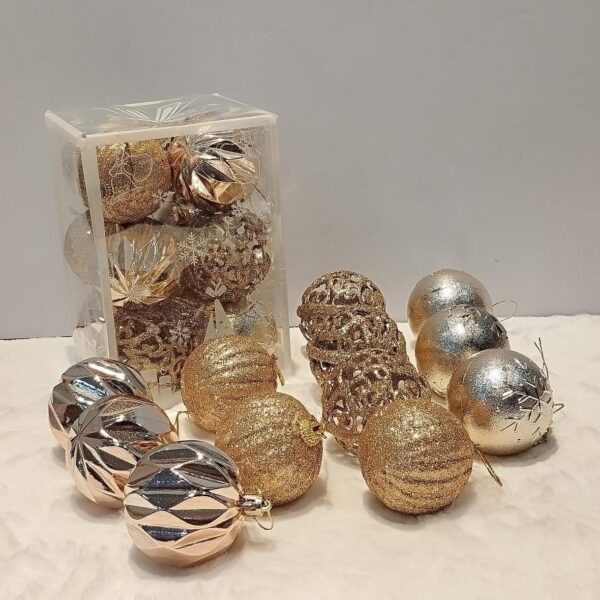 1760961255_WhatsApp_Image_2025-10-04_at_2.23.59_PM_1-1.jpeg Elegant Gold and Silver Ornament Set