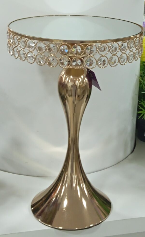 1781097595_WhatsApp_Image_2026-06-09_at_12.26.28-1.jpeg Crystal Mirrored Pedestal Cake Stand