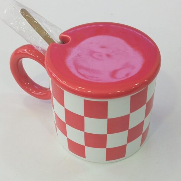 1781948366_WhatsApp_Image_2026-06-18_at_10.13.37-1.jpeg Checkerboard Ceramic Mug with Lid & Spoon