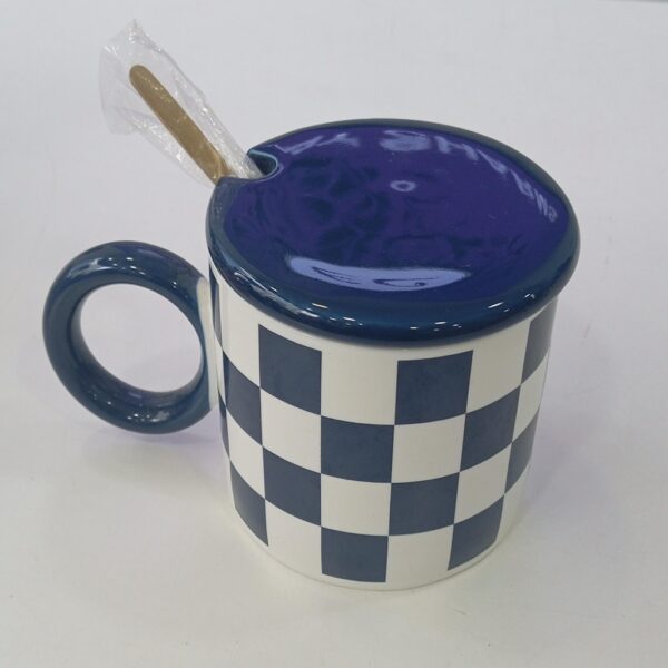 1781948369_WhatsApp_Image_2026-06-18_at_10.14.16-1.jpeg Checkerboard Ceramic Mug with Lid & Spoon